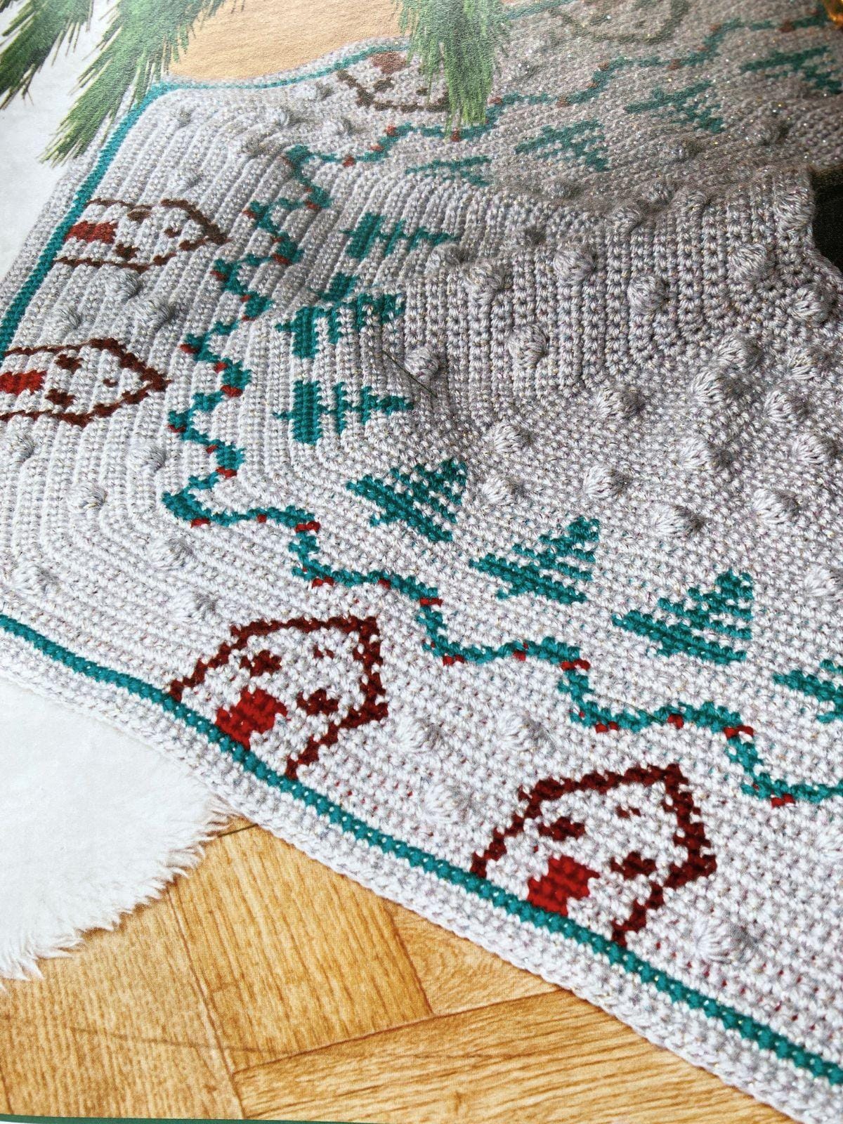 Robin Crochet Pattern for the Woodland Advent Calendar - Concrete Gems