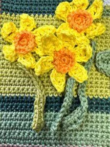 crochet flower stalks and crochet daffodils